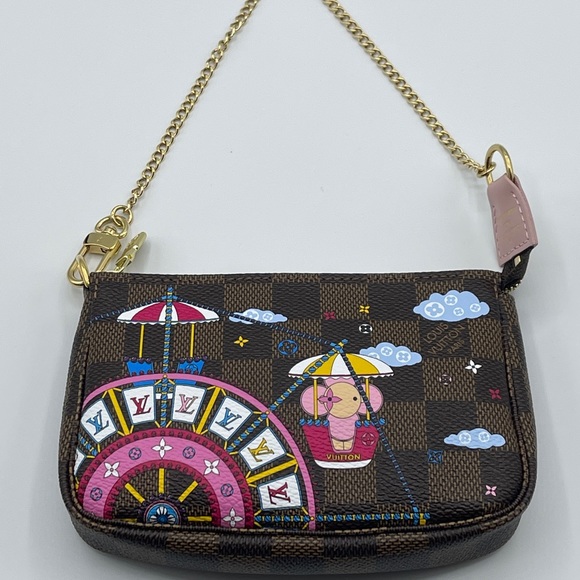 Louis Vuitton Christmas 2020 Pochette Mini Accessories Damier Ebene Vivienne - Picture 16 of 16